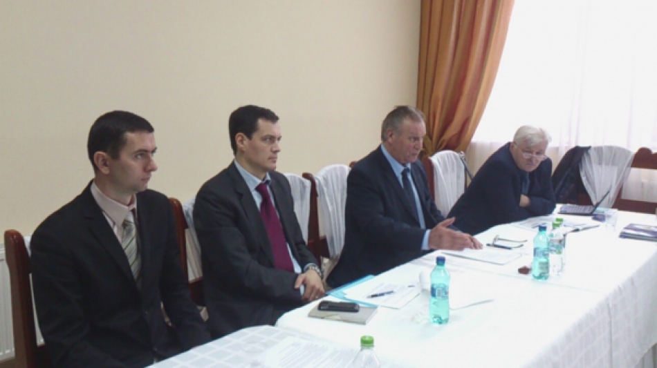 &Icirc;n raioanele Anenii Noi şi Ialoveni urmează a fi create Comisii teritoriale pentru consultări şi negocieri colective