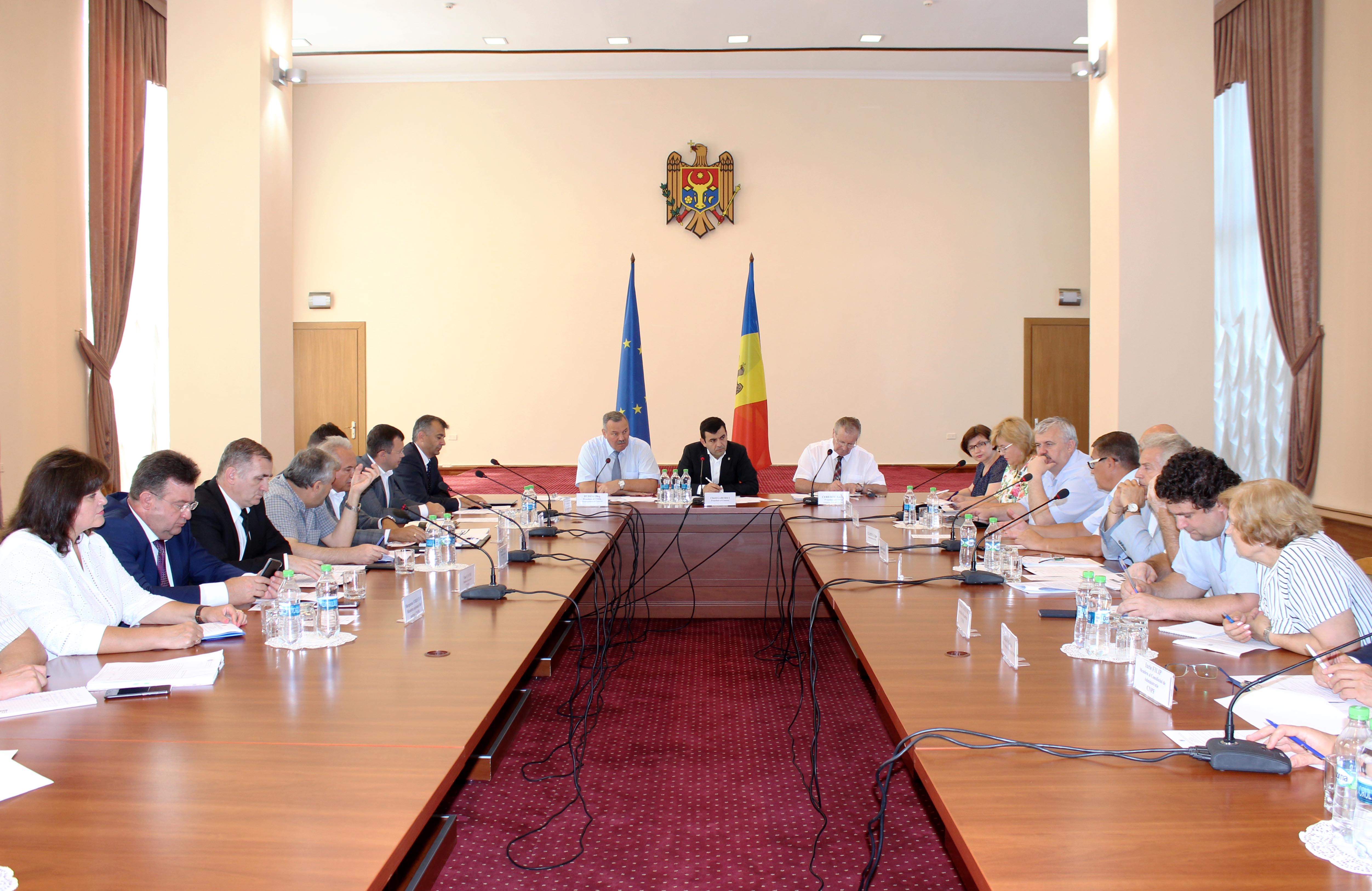 La 31 iulie a avut loc ședința ordinară a Comisiei naționale pentru consultări și negocieri colective