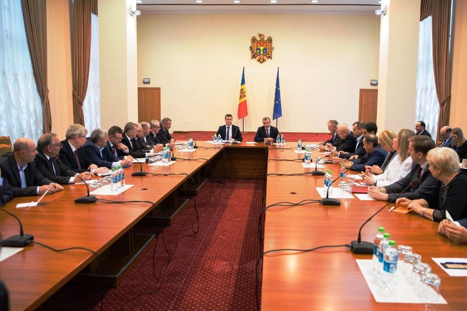 Prim-ministrul Republicii Moldova a avut astăzi &icirc;nt&acirc;lnire cu reprezentanții sindicatelor și patronatelor.