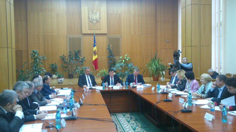 Comisia tripartită s-a &icirc;ntrunit &icirc;n şedinţă